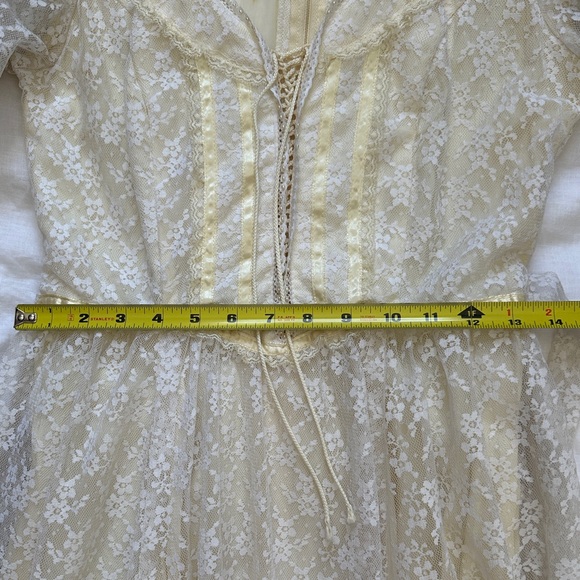 1980’s Gunne Sax Wedding Gown - Picture 9 of 11